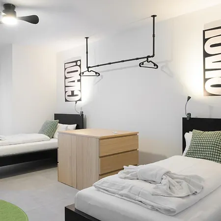 Easyone Apartment